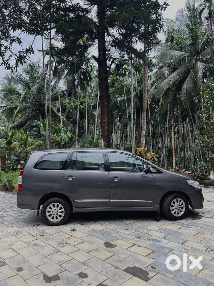 Toyota Innova 2014 Diesel 67680 Km Driven