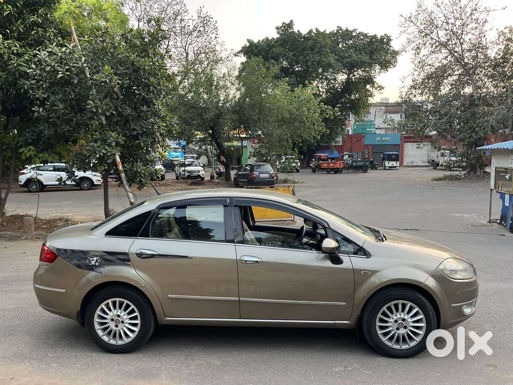 Fiat Linea 1.4 T-jet Plus Emotion, 2012, Petrol