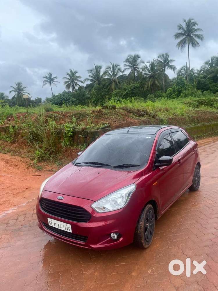 Ford Car Petrol 2016