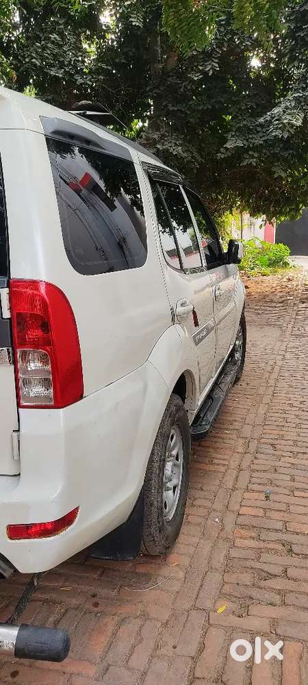 Tata Safari Storme 2016 Diesel Manual Car