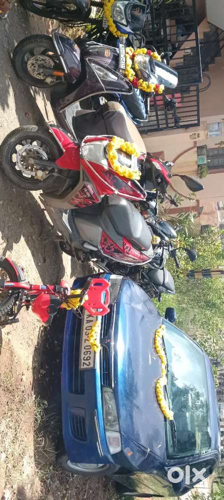 Mitsubishi Lancer 2000 Petrol 98000 Km Driven