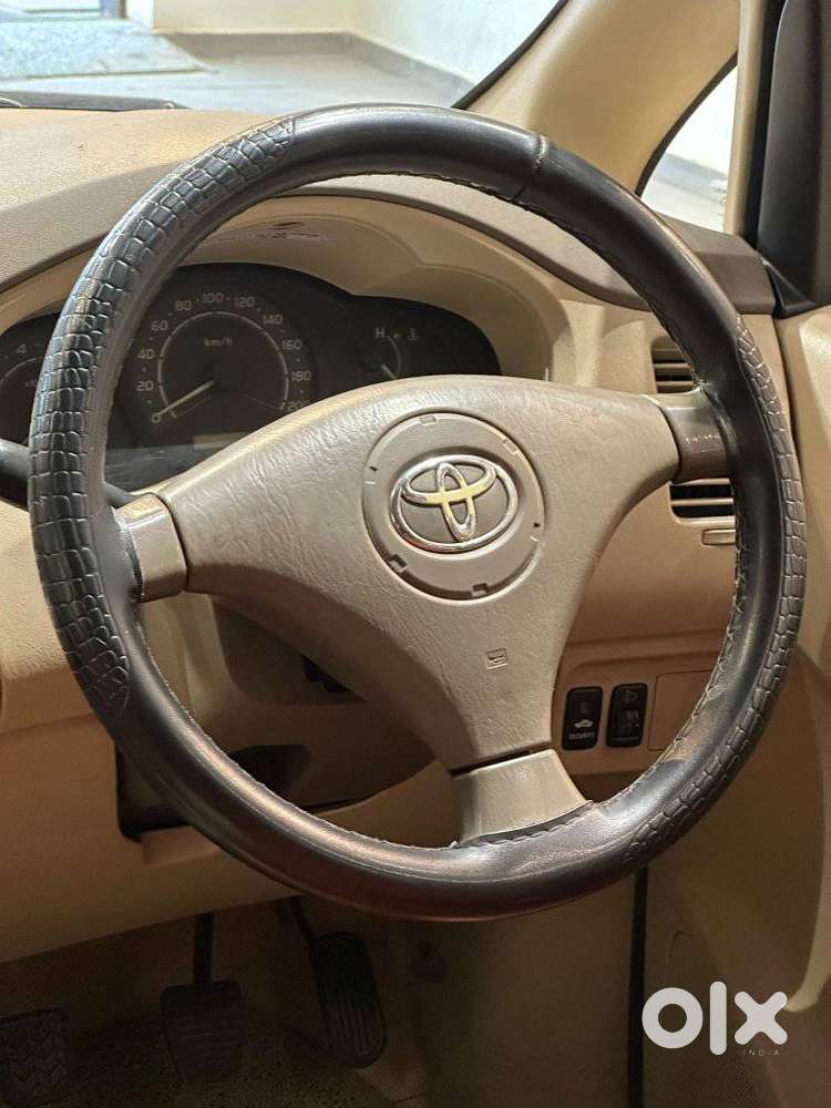 Toyota Innova 2.5 Gx 8 Str Bs-iii, 2008, Diesel