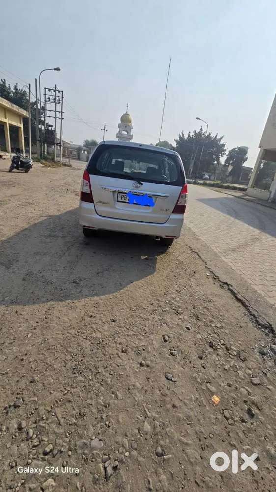 Toyota Innova 2013 Diesel Well Maintained