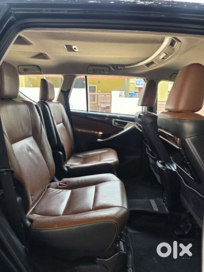 Toyota Innova Crysta 2.8 Z, 2016, Diesel