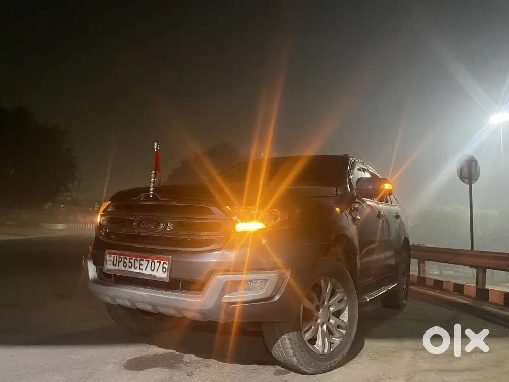 Ford Endeavour 2016