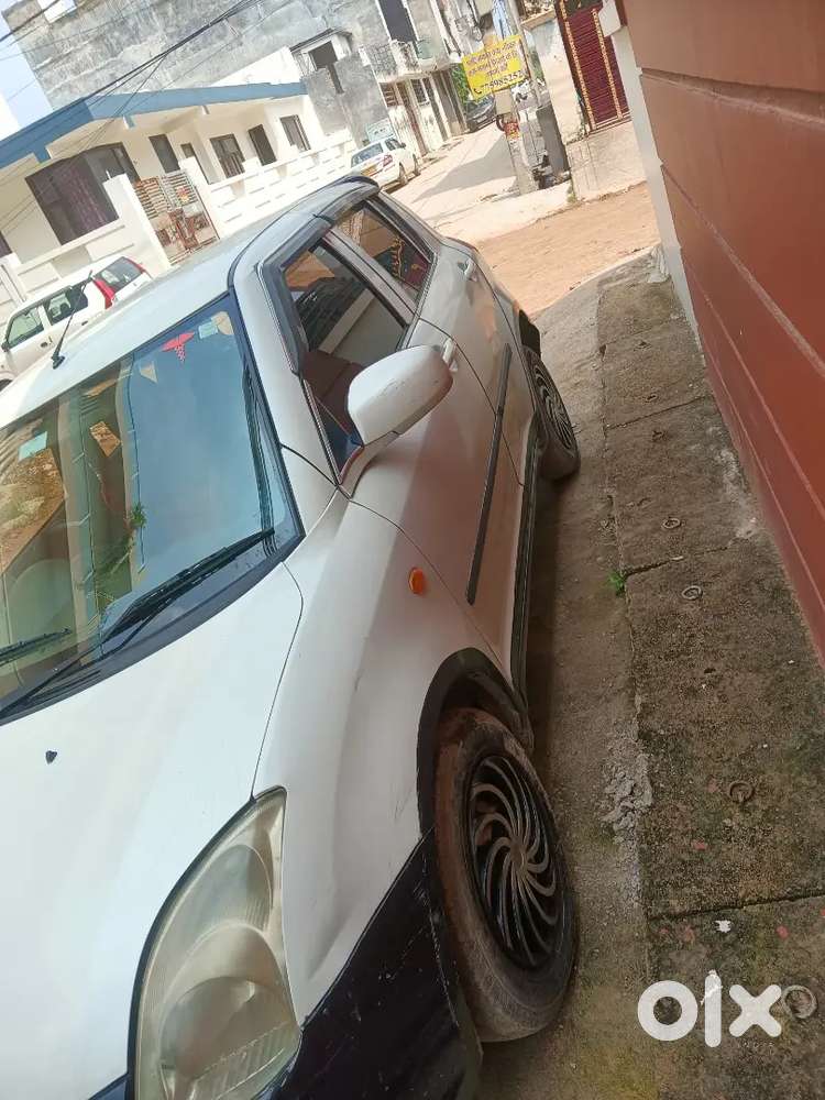 Maruti Suzuki Swift 2010 Lxi
