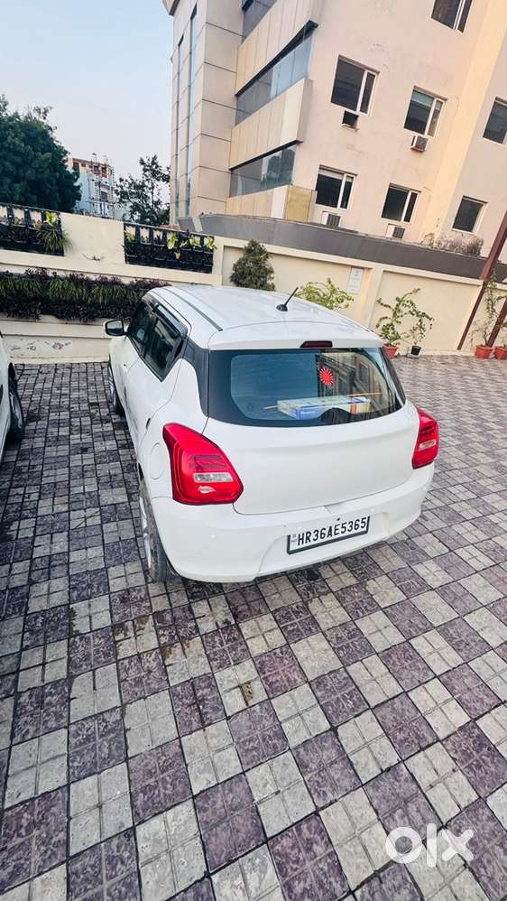 Maruti Suzuki Swift Vxi 2018