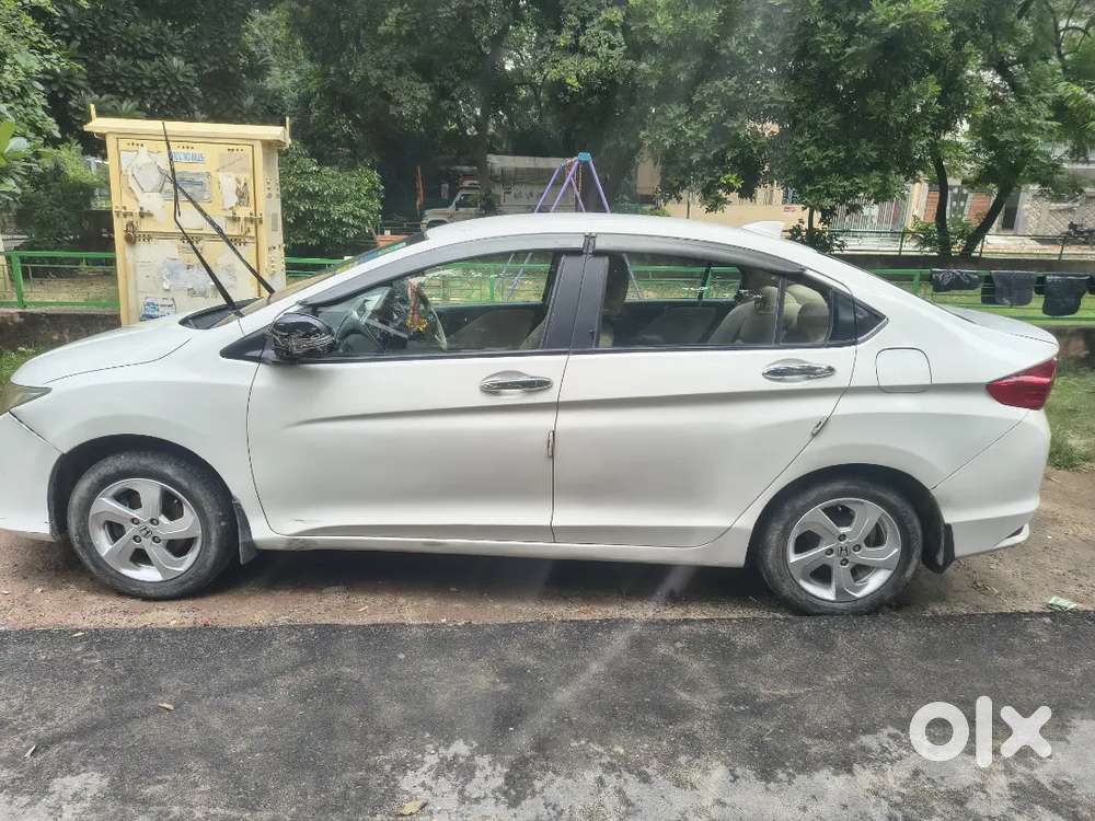 2nd Owner Honda City 2015