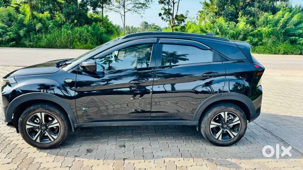 2024 Electric Variant Empowered+ Lr