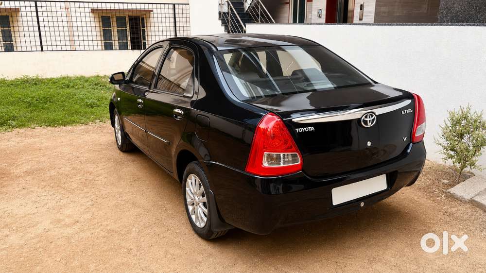 Toyota Etios V Petrol 2011  Single Owner  57,000 Km Only  Excellent