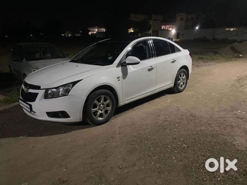 Chevrolet Cruze 2012 Diesel 150000 Km Driven