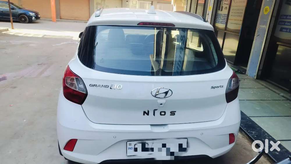 I 10 Nios Company Cng