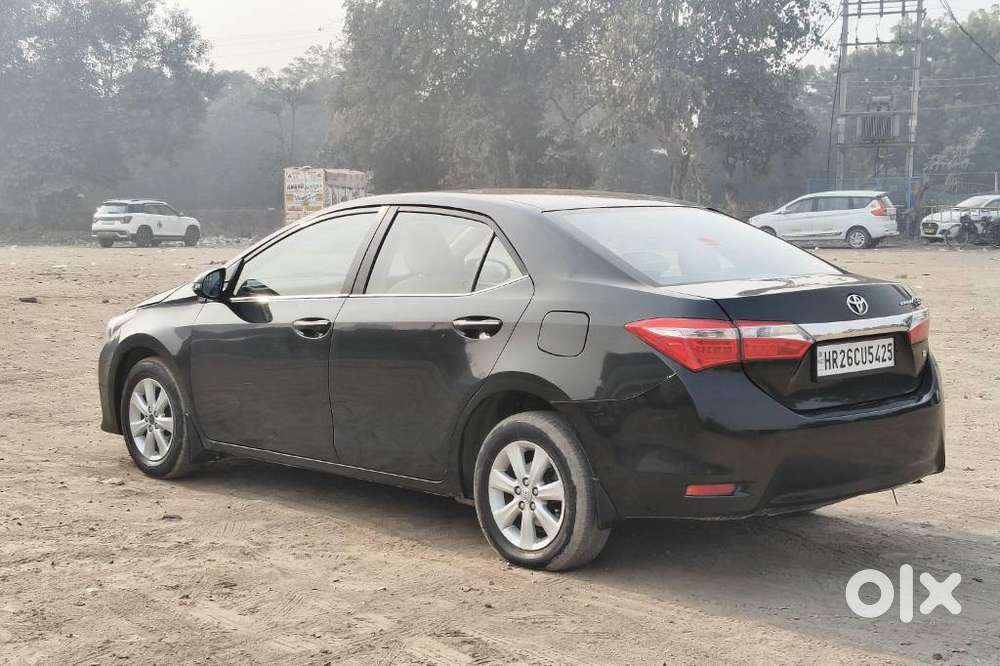 Toyota Corolla Altis [2014-2017] 1.8 G Cvt, 2016, Petrol