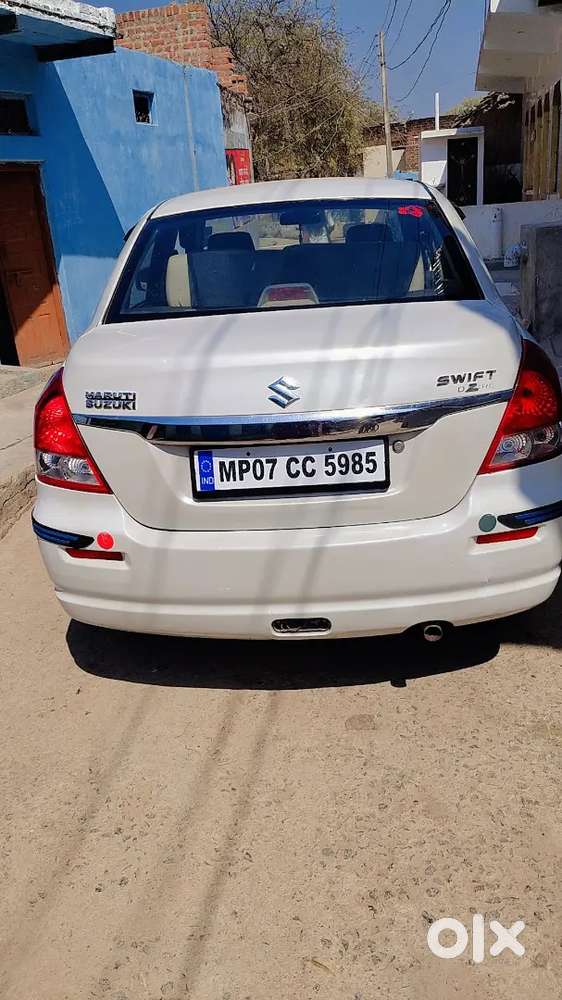 Maruti Suzuki Dzire 2011 Petrol