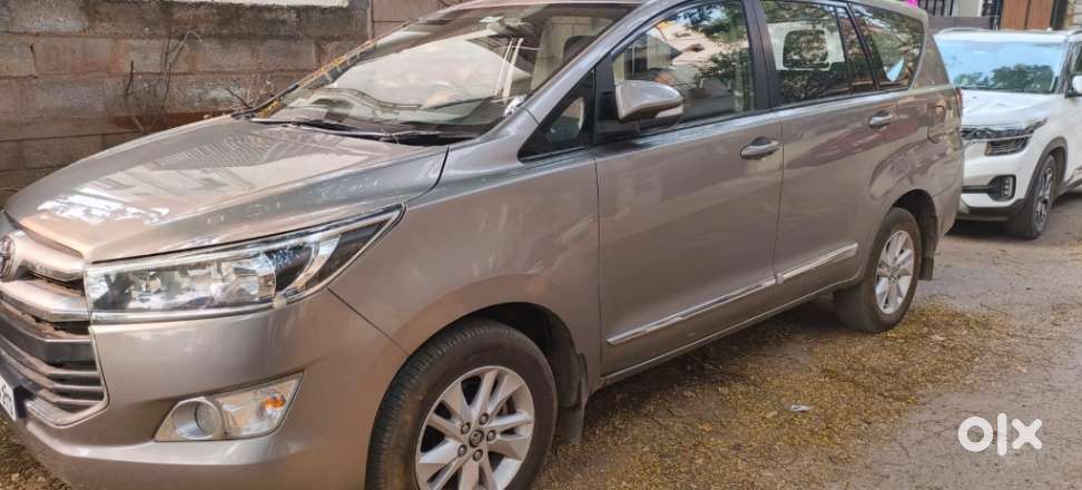Toyota Innova Crysta 2.8 Gx At, 2017, Diesel