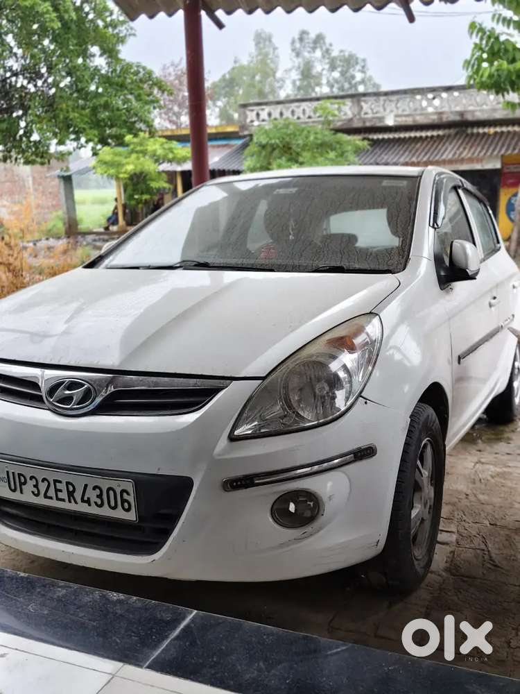 Hyundai I20 2013 Diesel 97000 Km Driven