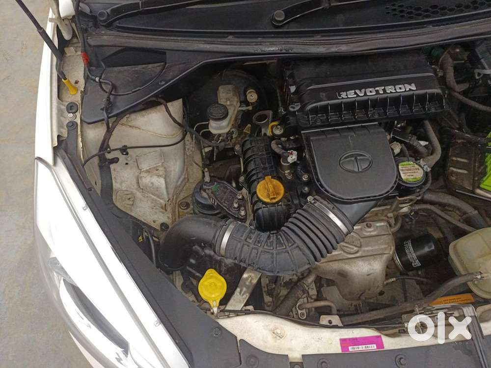 Tata Tiago 1.2 Revotron Xt, 2016, Petrol