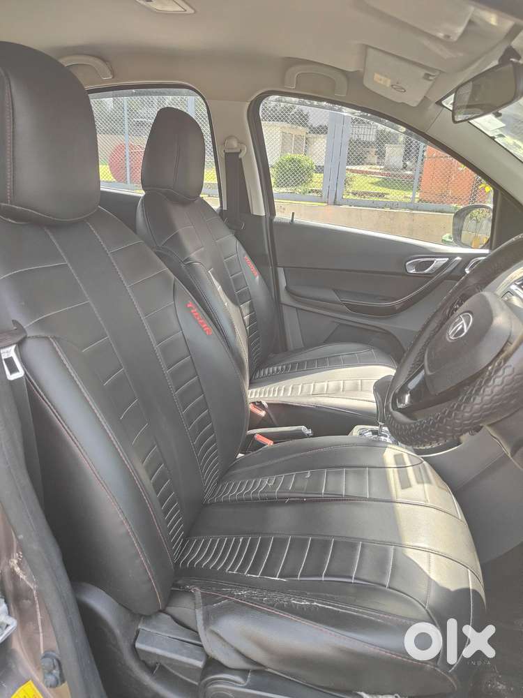 Tata Tigor Xza, 2018, Petrol