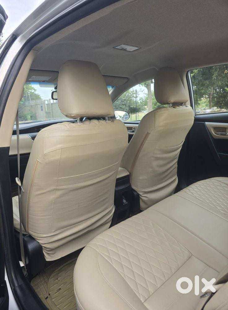 Toyota Corolla Altis G At, 2014, Petrol