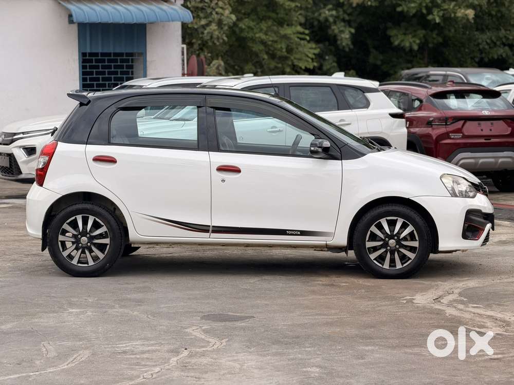 Toyota Etios Liva 1.4 Vxd Dual Tone Limited Edition Diesel, 2019, Di..