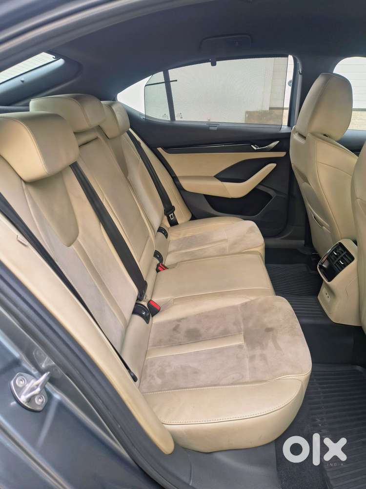 Skoda Octavia 2.0 L K Tsi At, 2022, Petrol