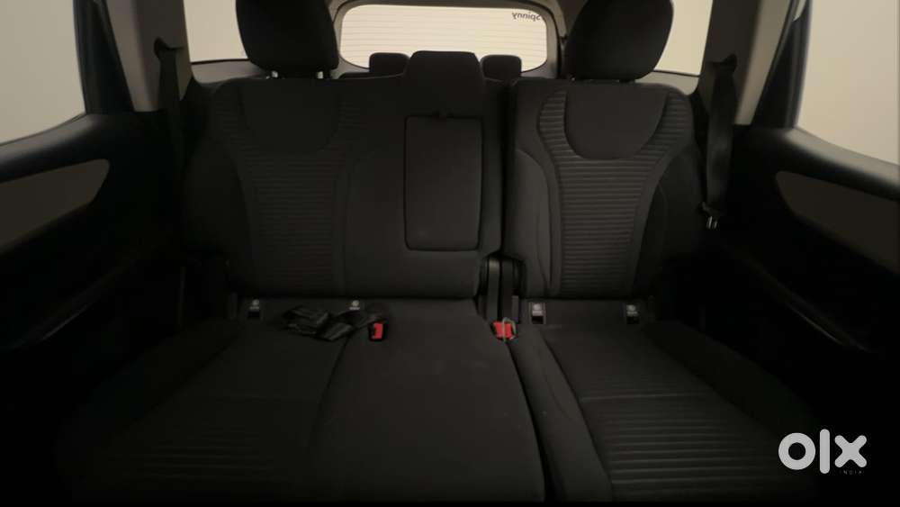 Mahindra Xuv700 2.2 Ax 5 Diesel At 7 Str, 2023, Diesel