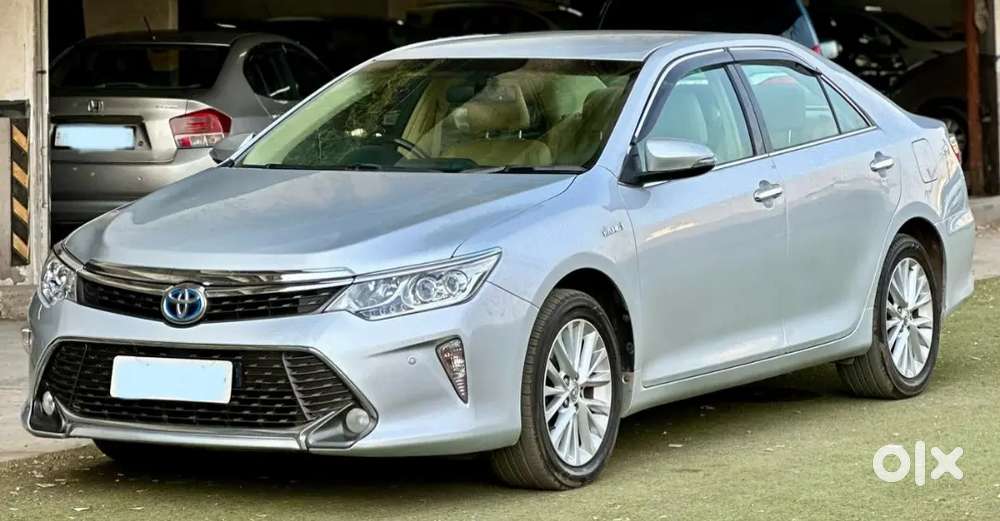 Toyota Camry 2016 Petrol Well Maintained