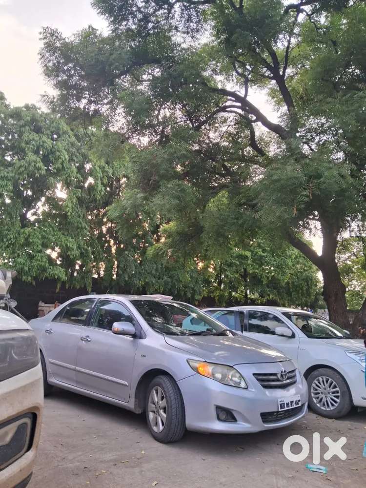 Toyota Corolla Altis 2010 Cng & Hybrids 70000 Km Driven