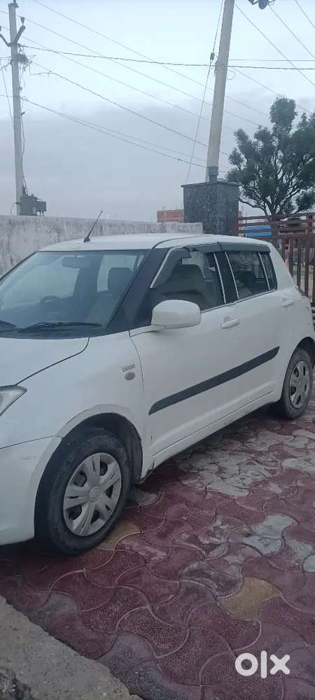 Maruti Suzuki Swift 2011 Diesel 100000 Km Driven