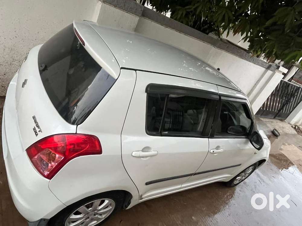 Maruti Suzuki Swift 2010