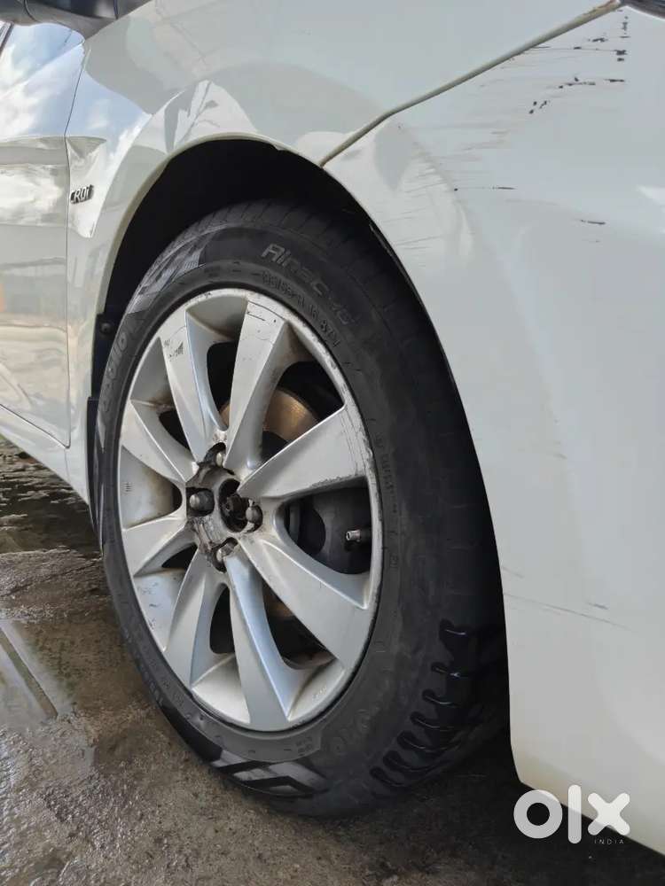 Hyundai Verna 2012 Diesel Well Maintained