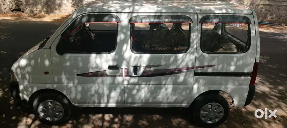 Maruti Suzuki Eeco 2015 Petro+cng  65000 Km Drive Excellent Condition