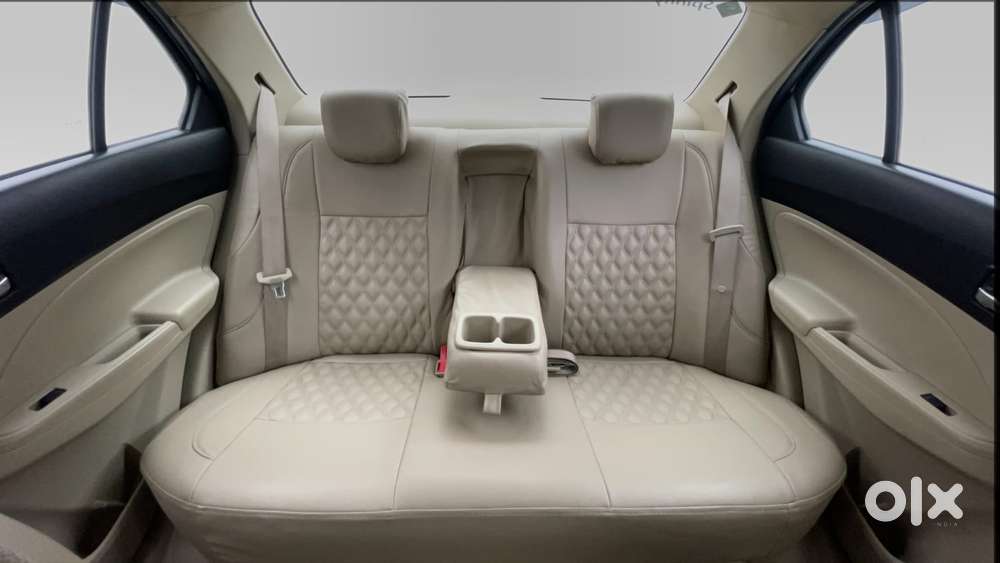 Maruti Suzuki Dzire 1.2 Zxi Amt, 2019, Petrol