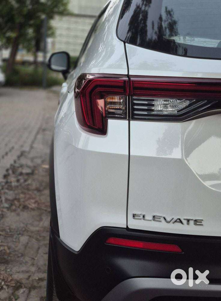 Honda Elevate V Cvt, 2023, Petrol