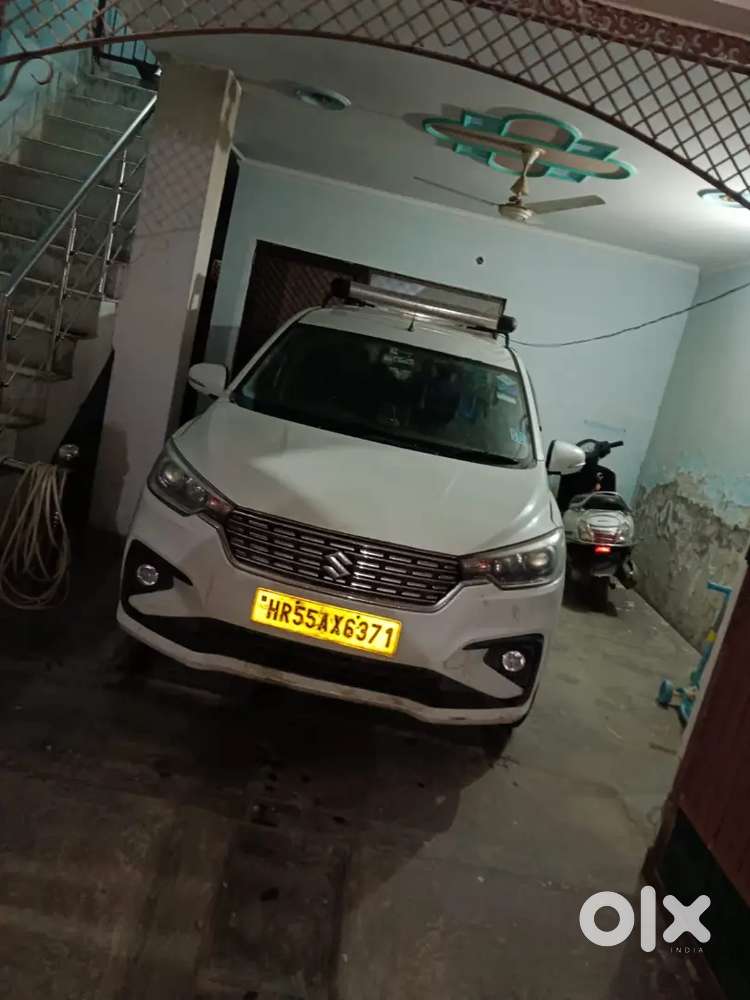 Maruti Suzuki Ertiga Vxi 2025
