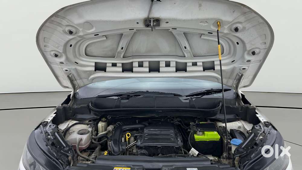 Skoda Kushaq 1.0 Tsi Ambition, 2022, Petrol