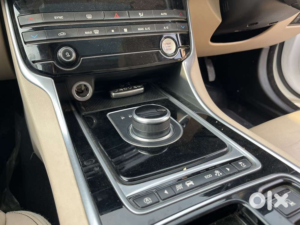 Jaguar Xe Prestige, 2018, Diesel