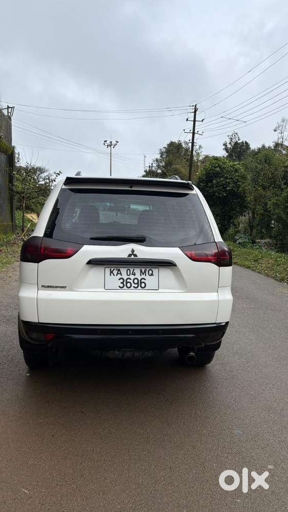 Mitsubishi Pajero Sport 2015 Diesel Good Condition
