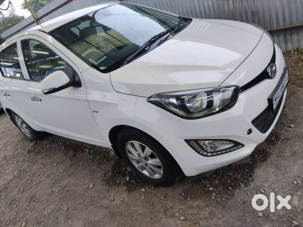 Car Is Excellent Looking, Excellent  Feature.excellent Functioning