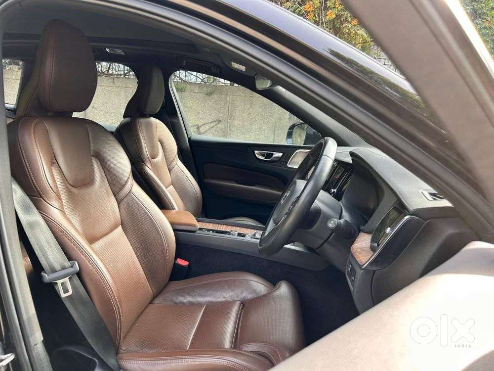 Volvo Xc60 D5 Inscription, 2021, Diesel