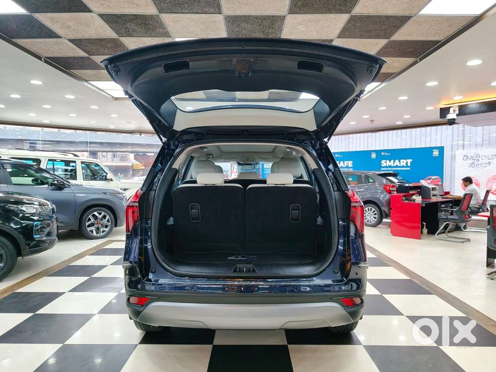 Mahindra Xuv700 2.0 Ax 7 Petrol At Str, 2023, Petrol