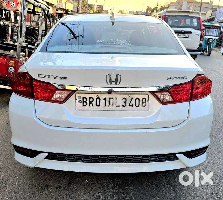 Honda City V Mt Sunroof, 2018, Petrol