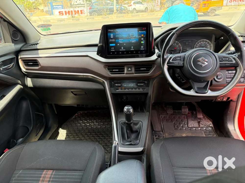 Maruti Suzuki Brezza 1.5 Zxi Plus Smart Hybrid Dual Tone, 2022, Petr..