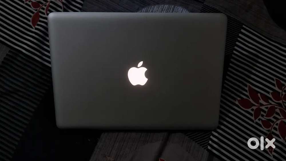 A apple MacBook Pro El captina