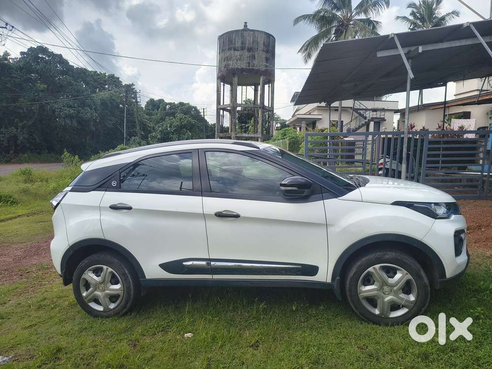 Tata Nexon Petrol 2023
