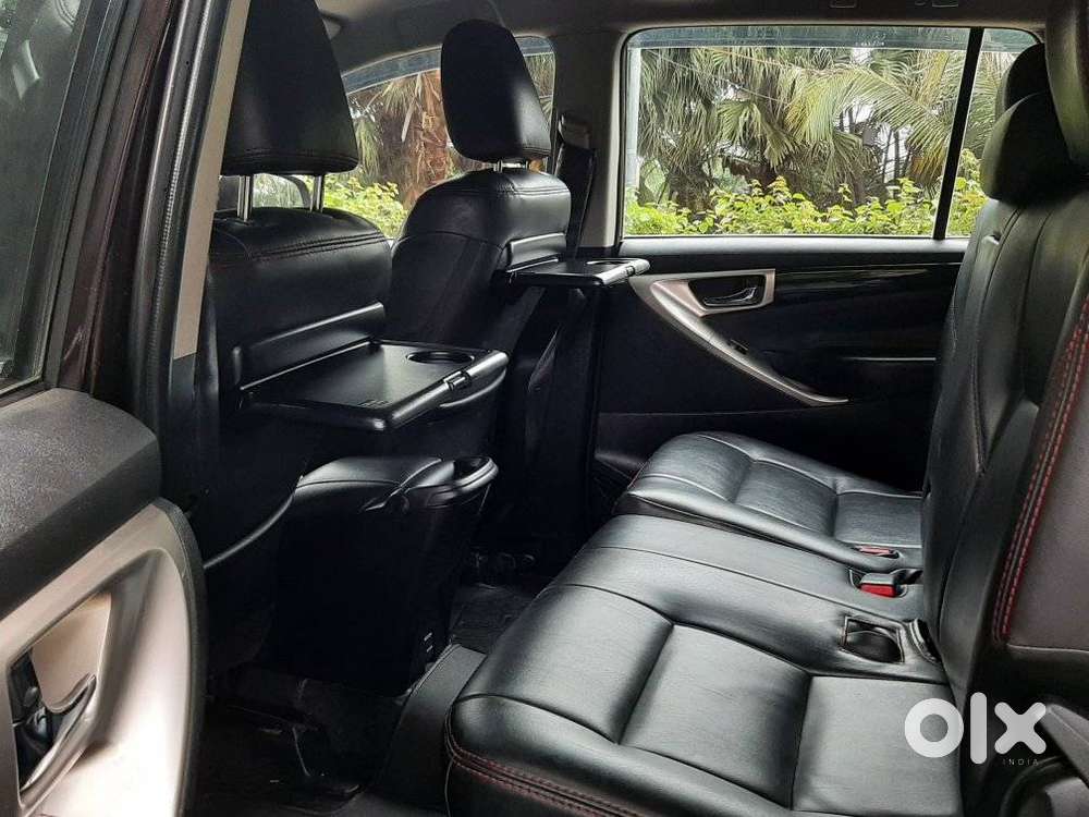 Toyota Innova Crysta [2020-ongoing] 2.4 Vx 8 Str, 2021, Diesel