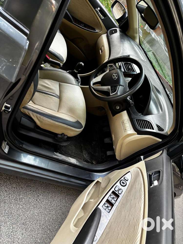 Hyundai Fluidic Verna 1.6 Vtvt Sx, 2011, Petrol