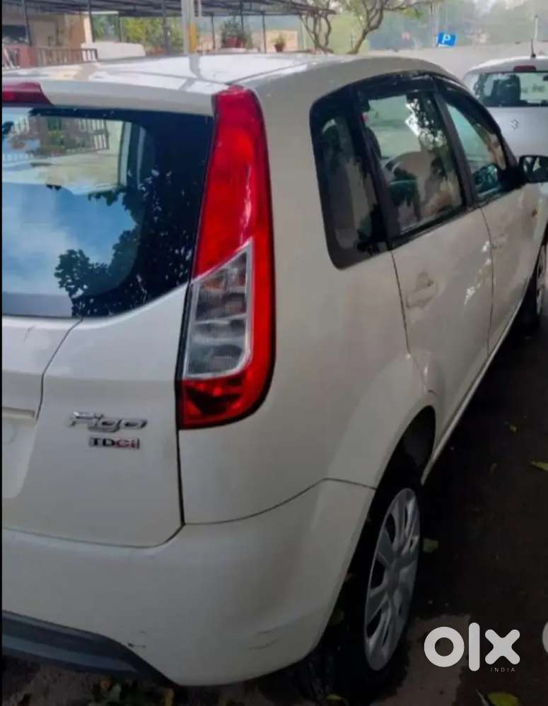 Ford Figo 2012 Diesel 96000 Km Driven