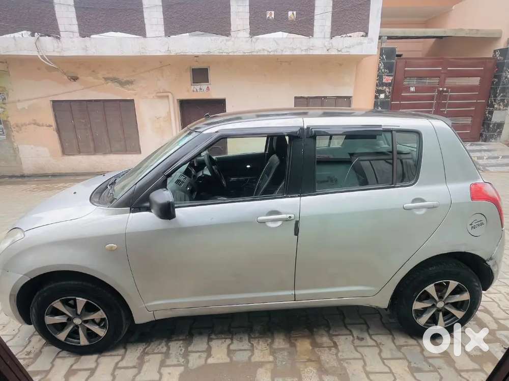 Maruti Suzuki Swift 2005