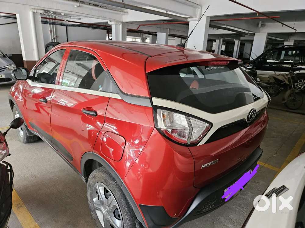 Tata Nexon Xma Automatic  Aug 2019  26k Km  ₹6.99 Lakh